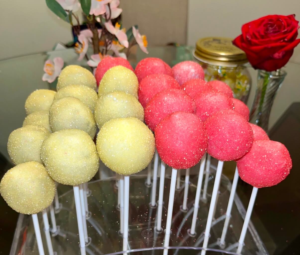 Custom cake pops to match any theme for birthday parties and special events around Sarasota