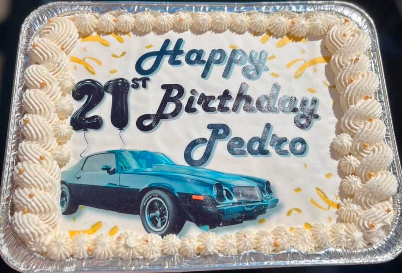 Custom cakes to match any theme for birthday parties and special events around Sarasota